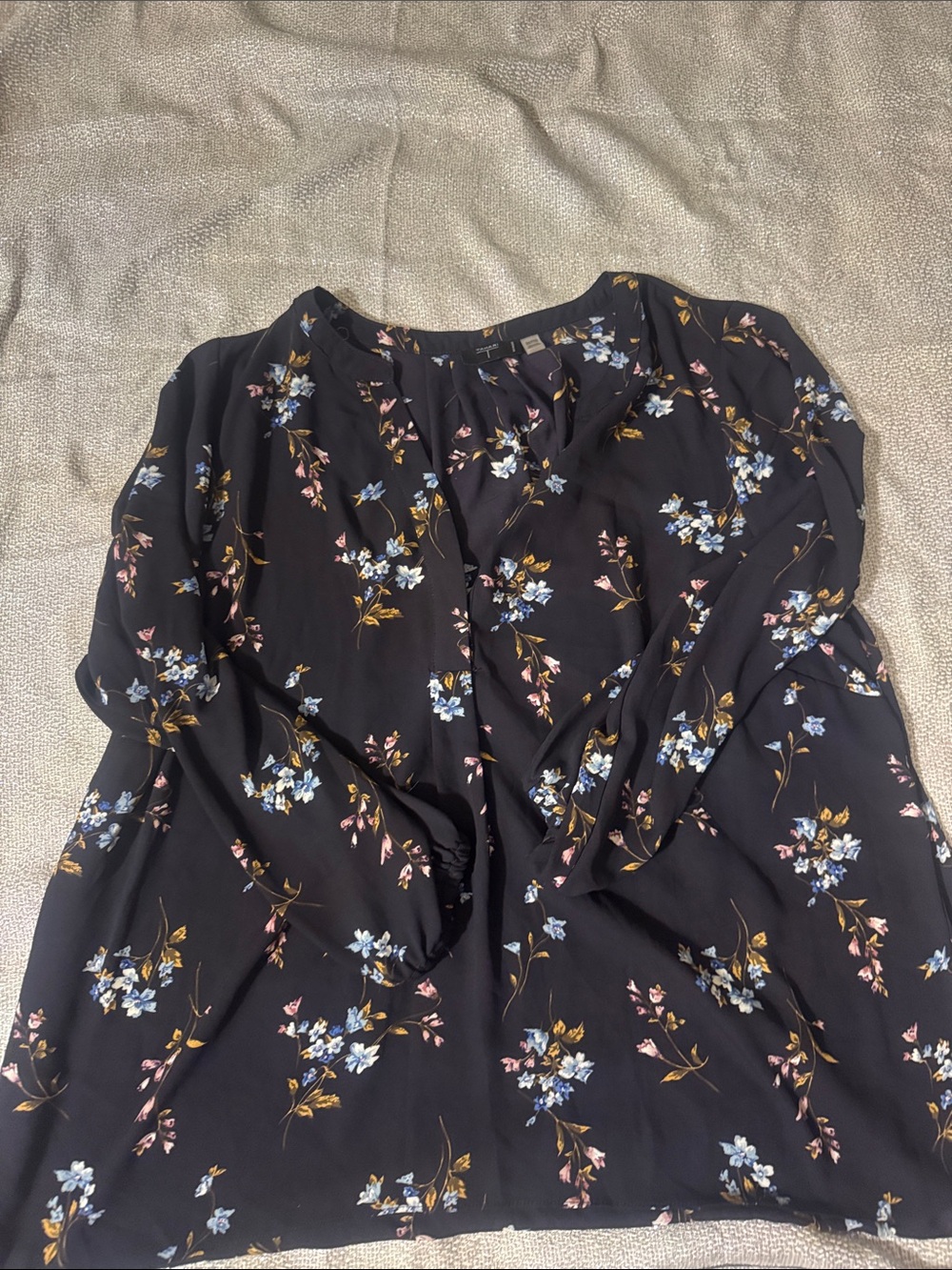 Tahari Black Floral Long-Sleeve Tunic Top - Picture 2 of 4